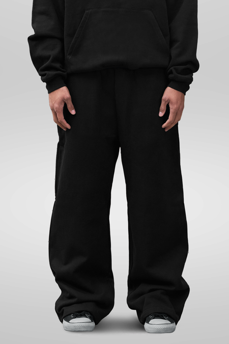 600 GSM 'Black' Core Sweatpants